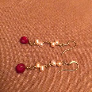 Handmade pearl and faceted gemstone earrings